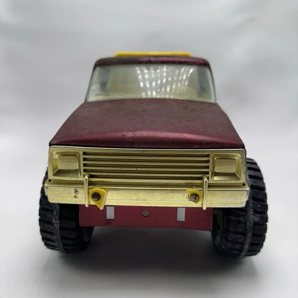 Vintage NYLINT Pressed Steel Rhino 2 LUV 4x4 Chevy Baja Pickup Truck Made In USA